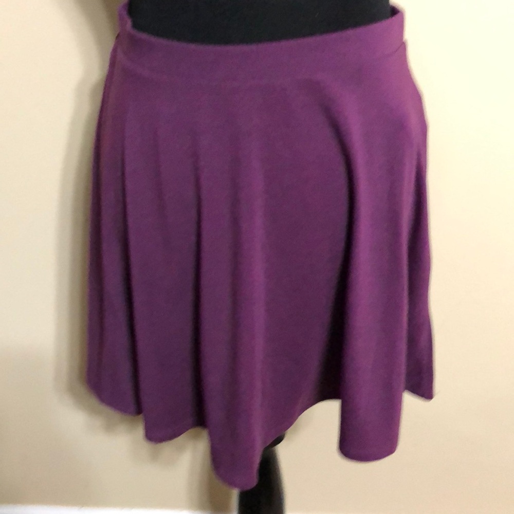 Forever 21 skirt large